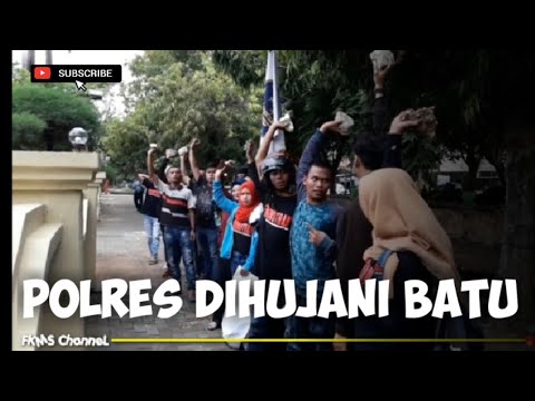 FKMS hujani Polres dengan Batu diakhir Aksi Pada hari Senin 26/11/2018.