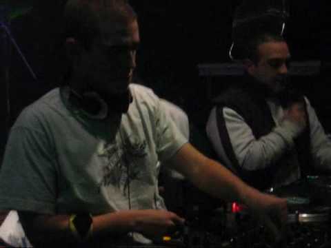 MYSTIC FYAH play Bezegol - Tempo part 1/2