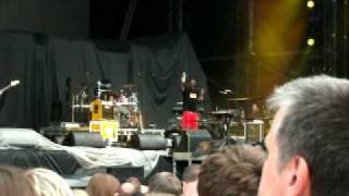 Labyrinth-  let the sun shine