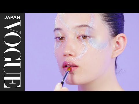 3人の日本人のプロが「プラネタリウム」をテーマに、メイクを披露。 | Triple Take | VOGUE JAPAN (3人の日本人のプロが「プラネタリウム」をテーマに、メイクを披露。 | Triple Take | VOGUE JAPAN)