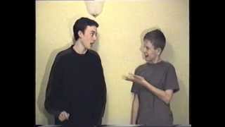 Monty Python&#39;s &quot;Eric the Half-a-Bee&quot; performed by Duncan Fisher and Richard Willcox in 2002