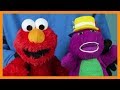 BARNEY Sings Silly Hats Song ELMO SESAME STREET TOY Dancing Fun Happy