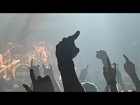 Resistance - SKILLET - Bataclan 11/12/2019