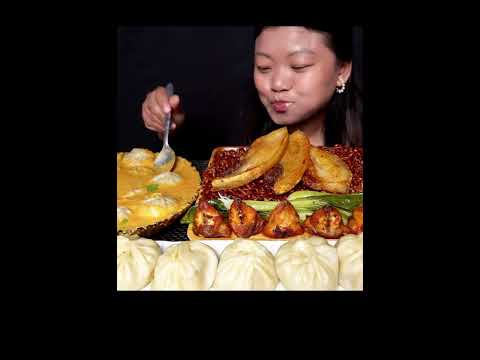 Gurung eating channel didile babal khayo momo#subscribetomychannel #nepalifood #mukbang #ytshorts