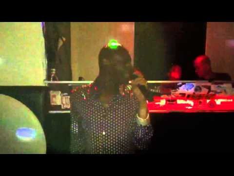 MJ WHITE LIVE @ BAR 13 In NYC  2012 falling down genetic rhythm ft mj white grooveboy records