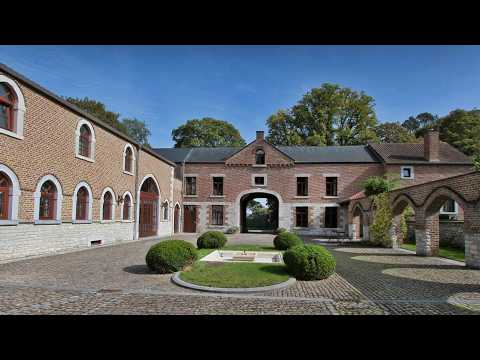 Hotel - Ferme du Chateau D'ahin, Huy, Belgium | Travel With Dhruvika
