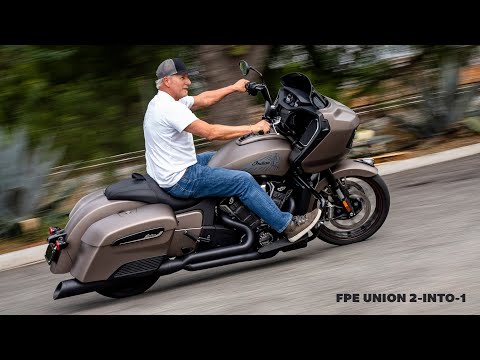Freedom Indian Challenger with 4.5" union 2 Into1 Freedom Performance Motorcycle Aftermarket Exhaust