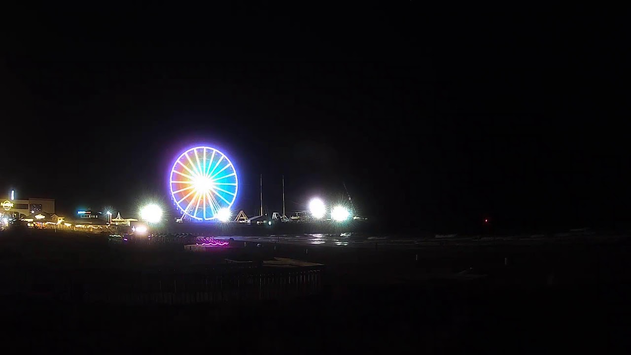 Live webcam view of Steel Pier Observation Wheel