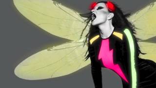 Alaska Y Dinarama - La Mosca Muerta