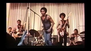 Jesse Elvis - The Boss Mash Up (James Brown, Curtis Mayfield & Sonder)