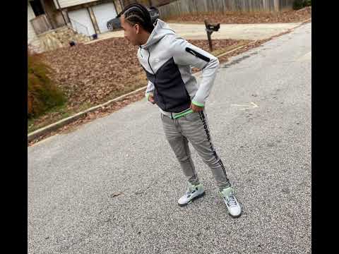 Quae B - Snakes in the grass