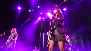 The Bangles-&quot;Waiting For My Man&quot;(Lou Reed)/&quot;Mannic Monday&quot;-LIVE The Fillmore SF 12.5.13 Paisley