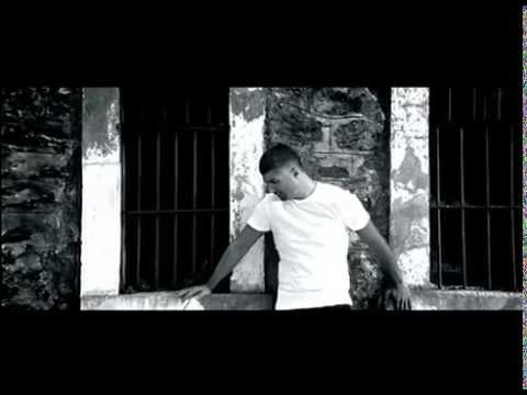 Özcan Deniz - Nasip Değilmiş (Klip)