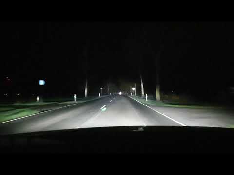 Mercedes W218 Fernlicht Multibeam LED CLS Facelift bj.10.2014 auf Landstraße im Dunkel