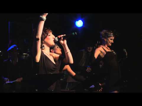 Revolver im Klavier - Ein Mann nur ein Mann