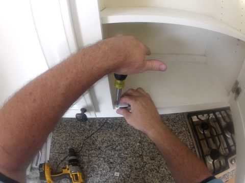 Install cabinet magnet catch.MP4