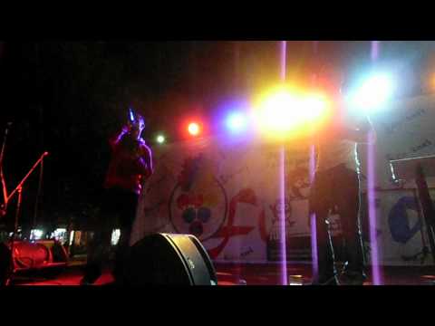 ( KONCERT NSUHAREK 24.o9.2o12 ) Deebo Ft. Festton - Ti ishe ajo