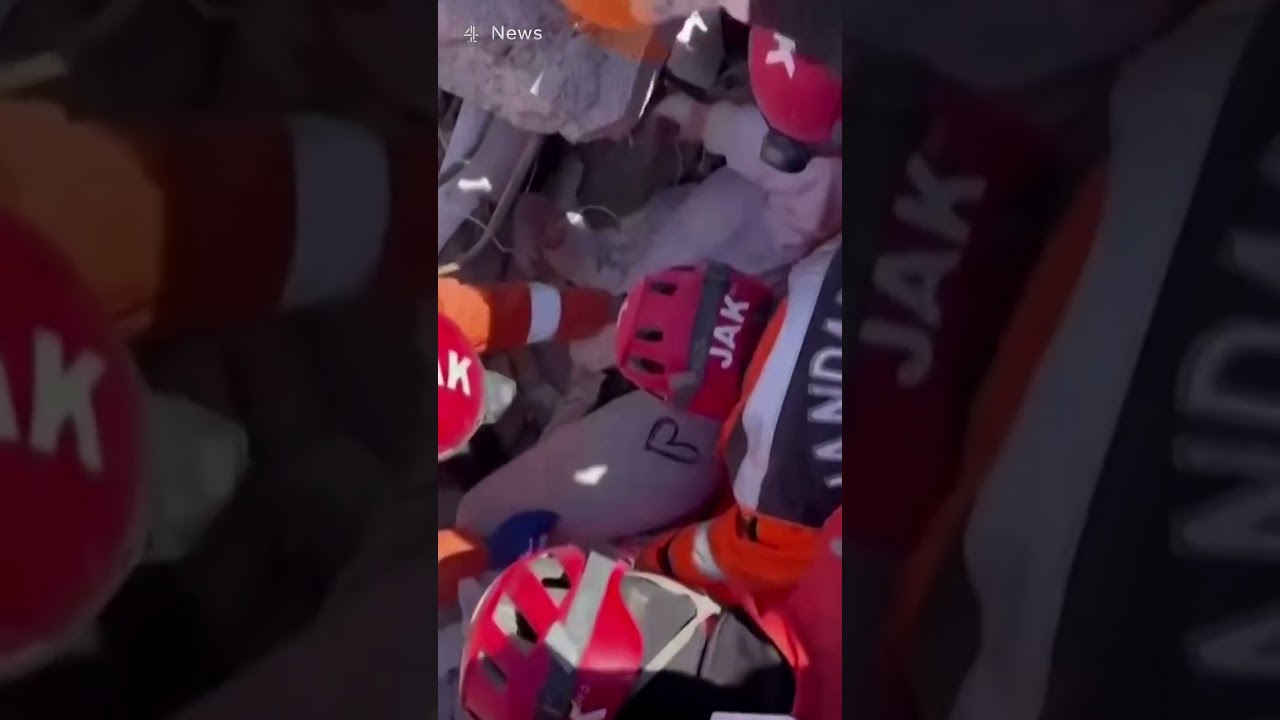 Teen rescued after 10 days under rubble