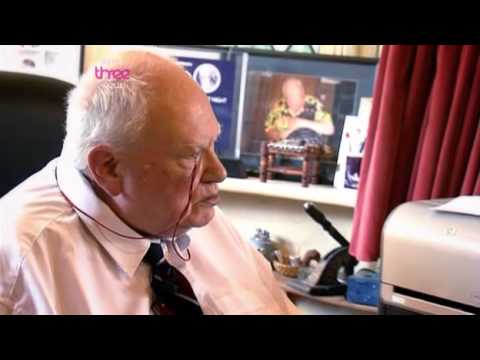 Sir Patrick Moore on Extraterrestrial Life