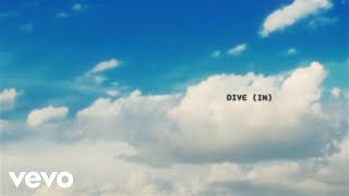 Holly Humberstone - Dive (Official Lyric Video)