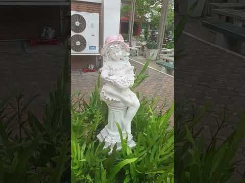 เบนซ์ สสอ.