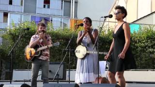 Leyla McCalla   " Rose Marie "  Paris