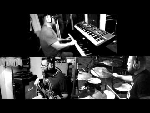 the Dan Burnett Band - "Layin' it down" (live studio jam)