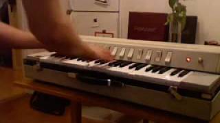 Video thumbnail for Hohner Symphonic 31 by lesingemonotone