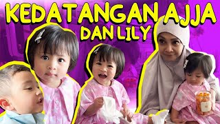 Download lagu BAHAGIANYA MAMA RIETA KEDATANGAN RAYYANZA & LILY.. TITA UDAH LAMA BANGET GAK KETEMU RAYYANZA!! mp3