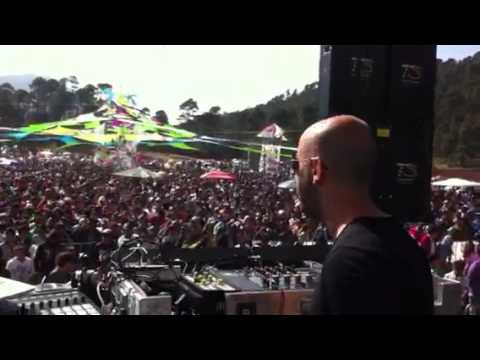 Uto Karem @ Dream Festival Mexico 02/06/2012 (last track)