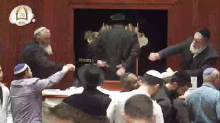 שידור חי מיד בנימין | השיעור השבועי עם מו"ר הרב ישראל אברג'ל שליט"א