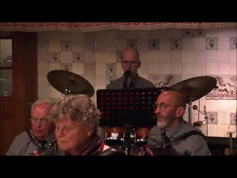 9  Blauwe roggeblomen   Harmonicaclub Ruurlo