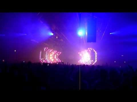Energy the Network 2011 (Tiesto plays Paul Kalkbrenner - Sky and Sand)