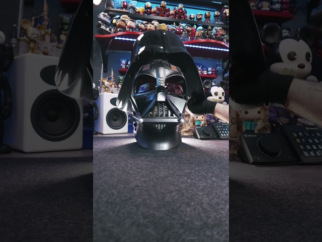 Vídeo relacionado con Star Wars Darth Vader Small Helmet Patch Z2 Camiseta, Hombre, Azul Real, L