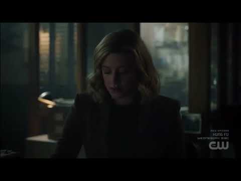 Riverdale 6x13 Betty search for TBK renember the flashback with her dad. Reggie visit Percival.