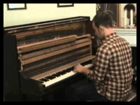 Mrs Mills - The Woodpecker Song