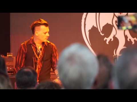 Hollywood Vampires - Manic Depression (Hendrix Cover)