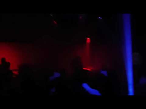 Dj Elias playing UBQ Project "When I Fell In Love" at Jungle @ Moa Club in Geneva