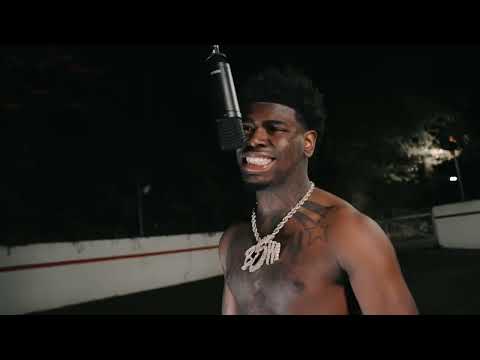 Quez2RR - Standing On My Opps