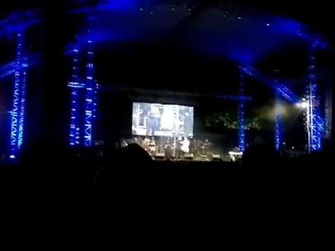 Gran concierto Los 60 en la UNAM, Angélica María/ César costa/ Johnny Laboriel