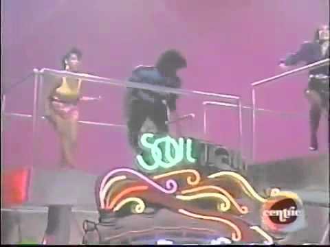 Soul Train 88' - Earth Wind & Fire!