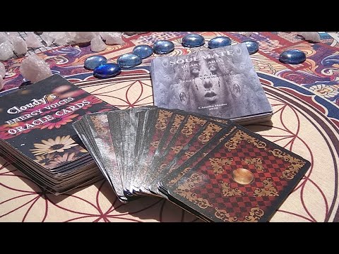 Liebesbotschaft ORAKEL Tarot 💗 Was fühlt dein Gegenüber? Ein Geschenk ist auf dem Weg zu dir 💗
