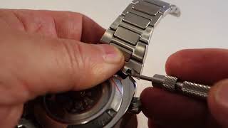 How to install a watch bracelet with tight clearances