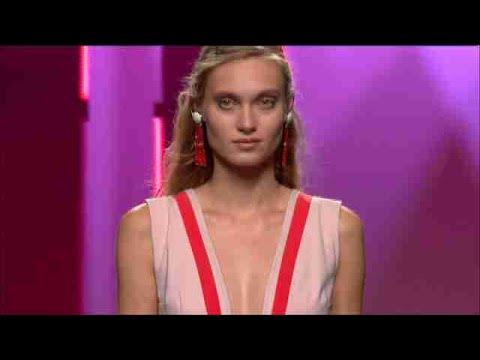 Desfile de Habey Club en la MBFWM