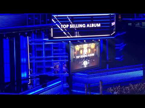 BBMA Top Selling Album ~ Taylor Swift “Reputation”