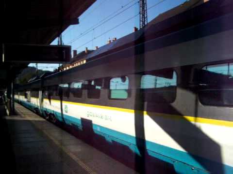 Pendolino projíždí