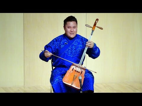 アルタイ山脈を称える歌をモンゴルの喉歌ホーミーで唄う 【有明医療祭り2015】