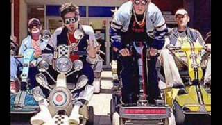 Goldie Lookin Chain - Guns Don&#39;t Kill People