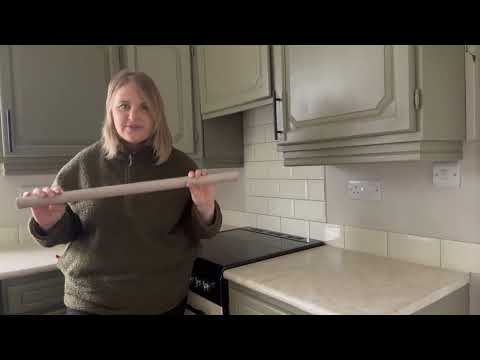 Frenchic Top Tips: How to apply Vinyl Wraps to a kitchen worktop