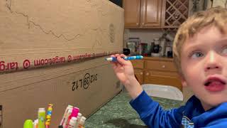 Box 📦 artwork 🖼️ with @CrayolaLLC markers - part 1